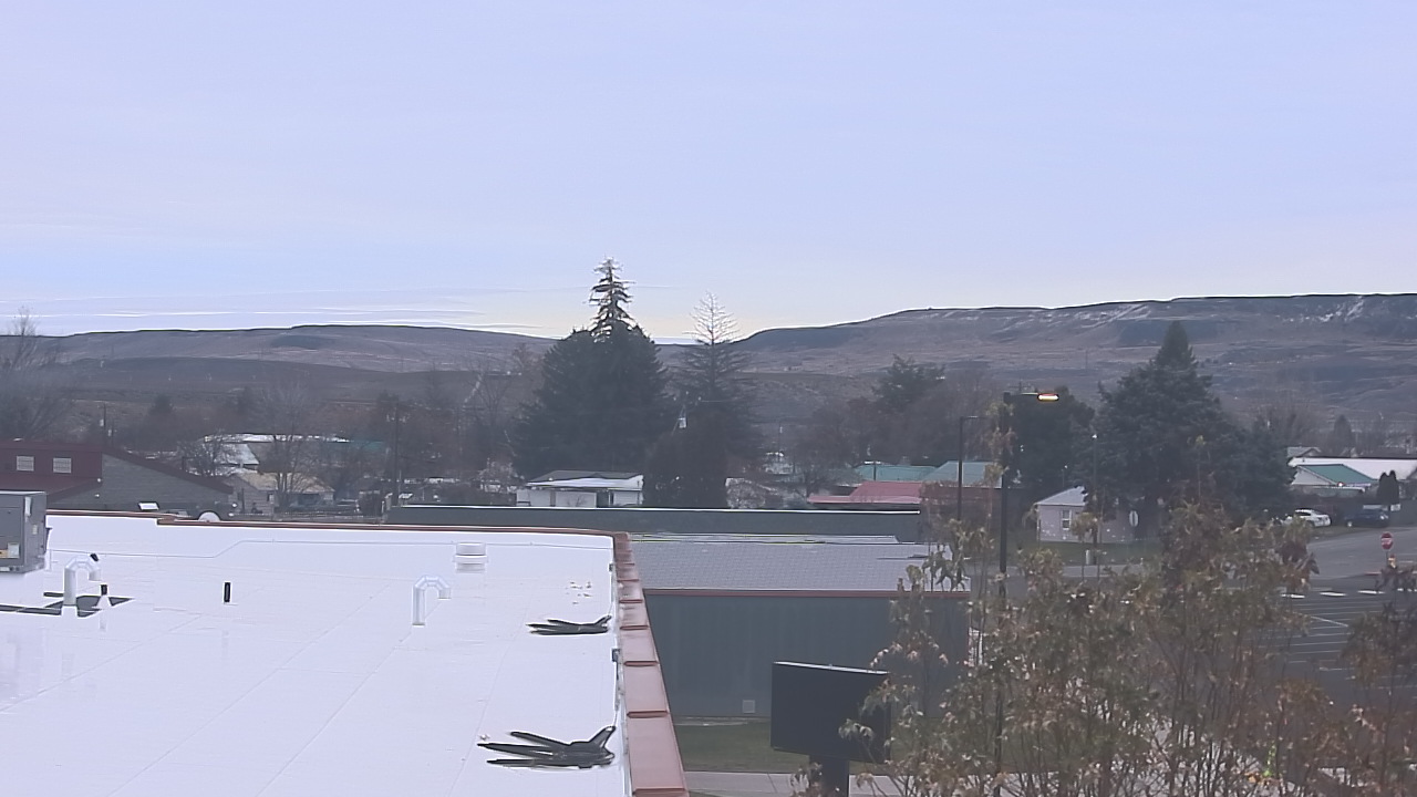 Thumbnail for current weather camera view from Bridgeport High School in Bridgeport, Washington