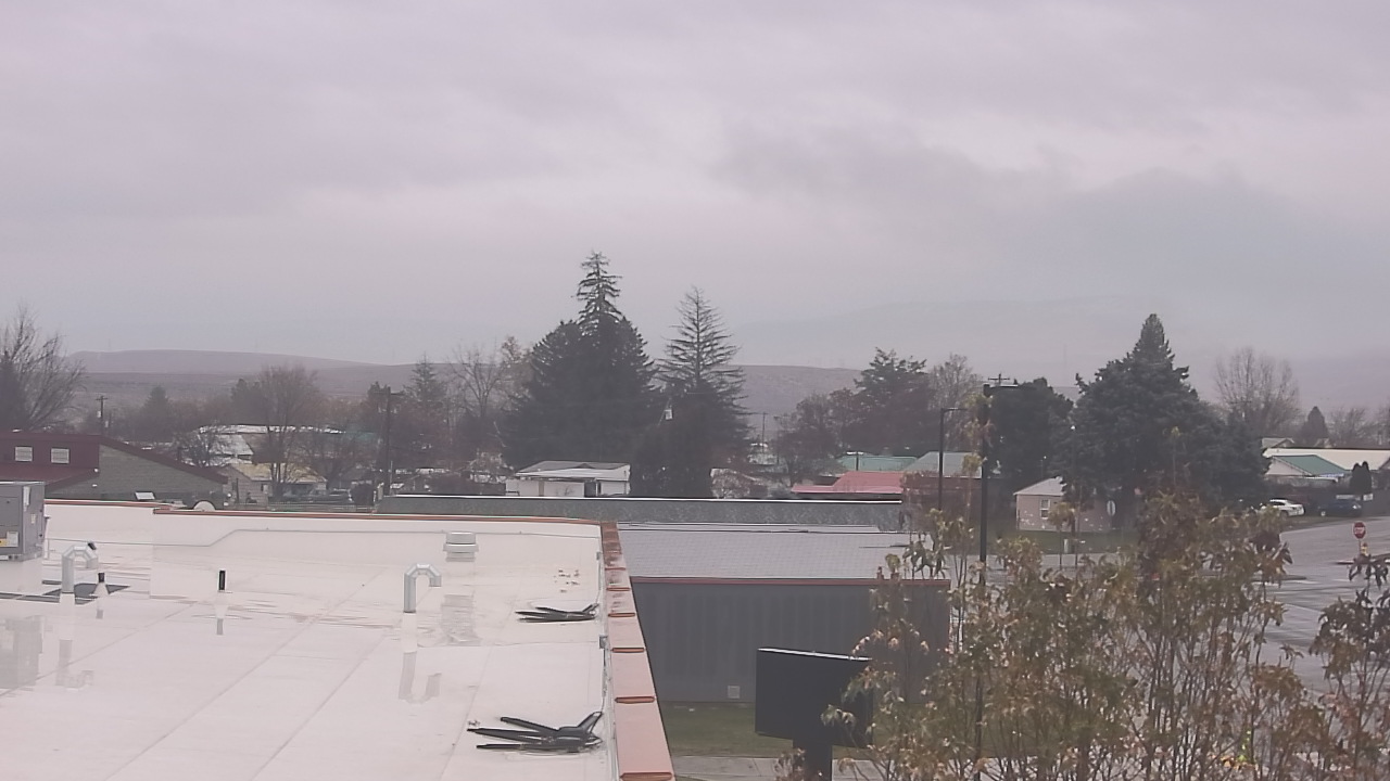 Thumbnail for current weather camera view from Bridgeport High School in Bridgeport, Washington