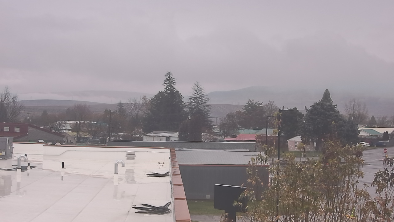 Thumbnail for current weather camera view from Bridgeport High School in Bridgeport, Washington