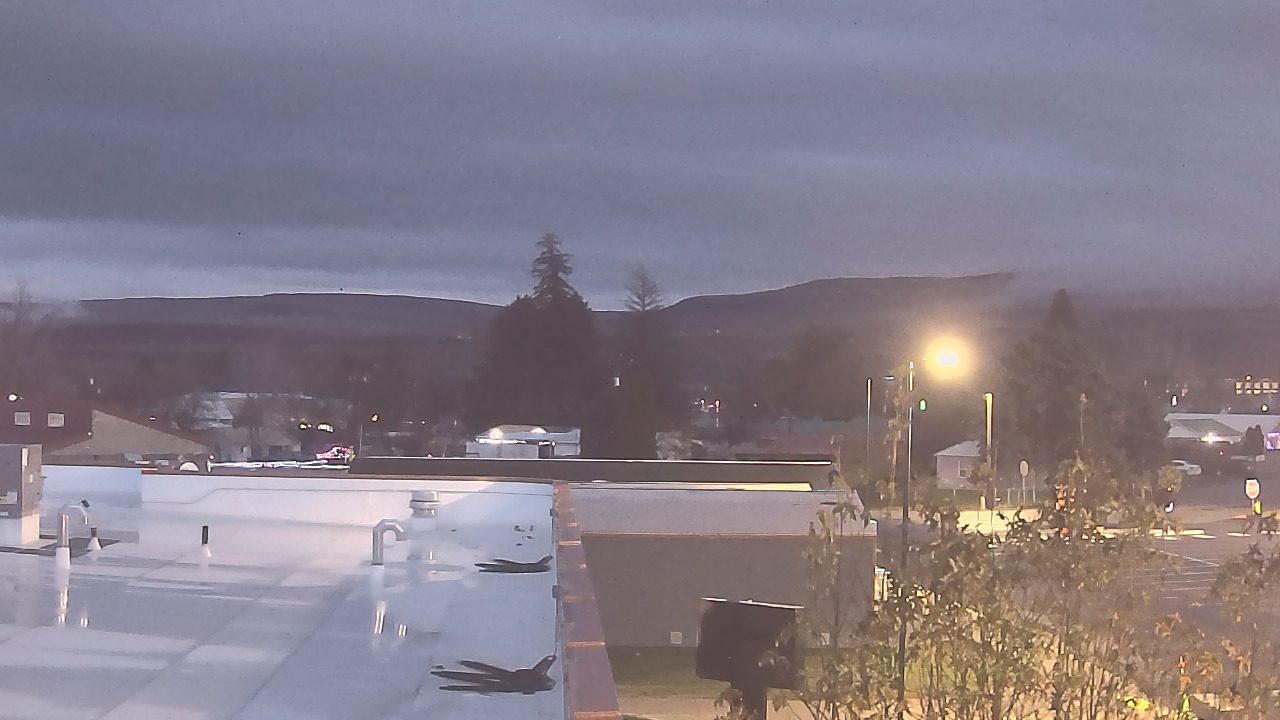 Thumbnail for current weather camera view from Bridgeport High School in Bridgeport, Washington