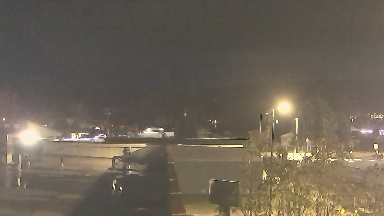 Thumbnail for current weather camera view from Bridgeport High School in Bridgeport, Washington