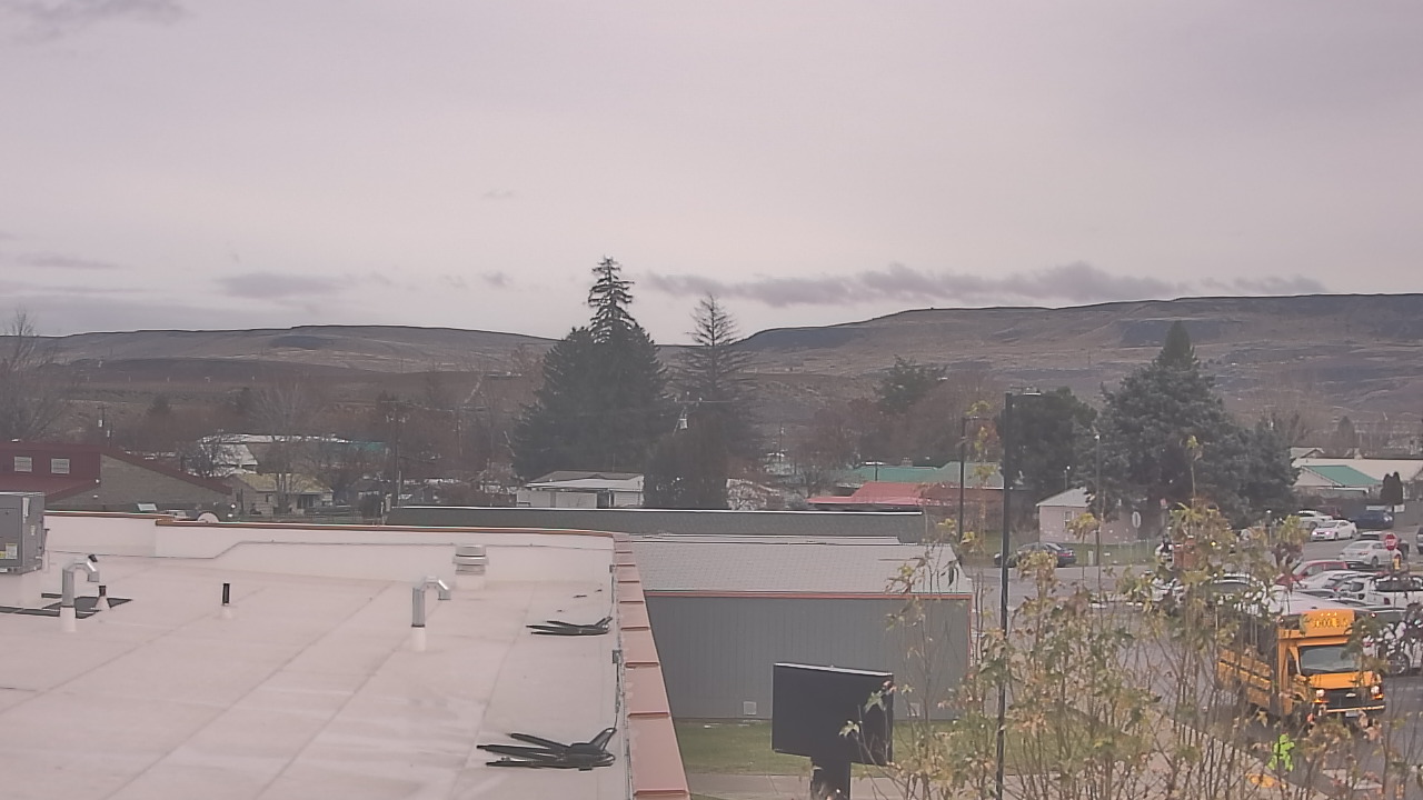 Thumbnail for current weather camera view from Bridgeport High School in Bridgeport, Washington