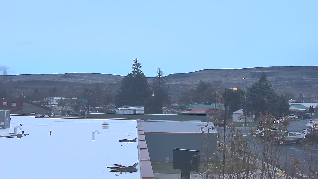 Thumbnail for current weather camera view from Bridgeport High School in Bridgeport, Washington
