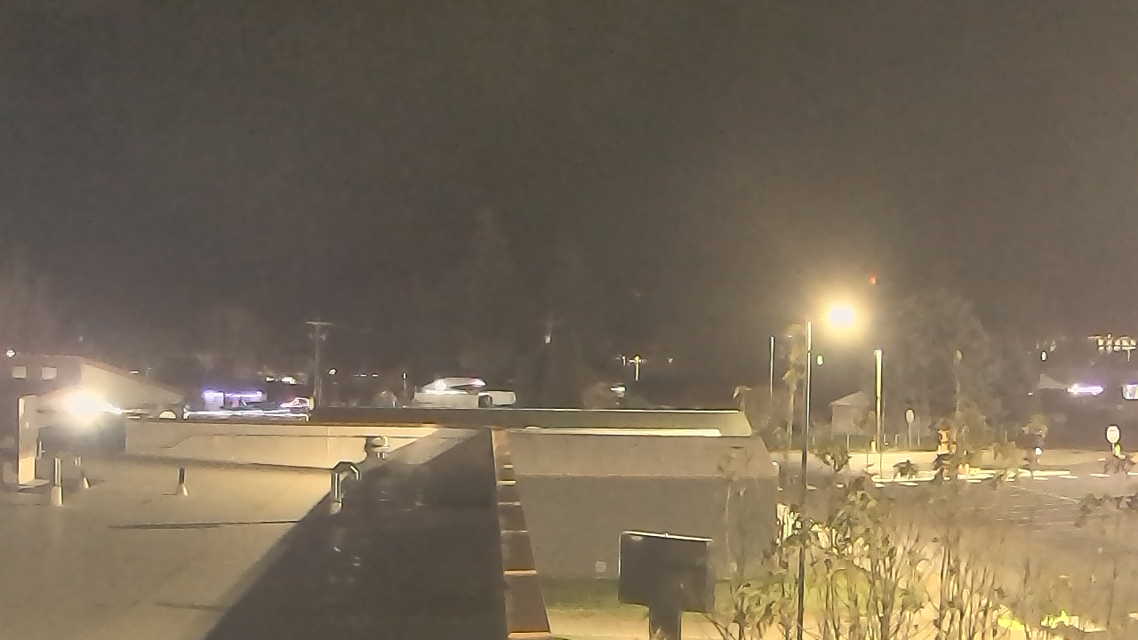 Thumbnail for current weather camera view from Bridgeport High School in Bridgeport, Washington