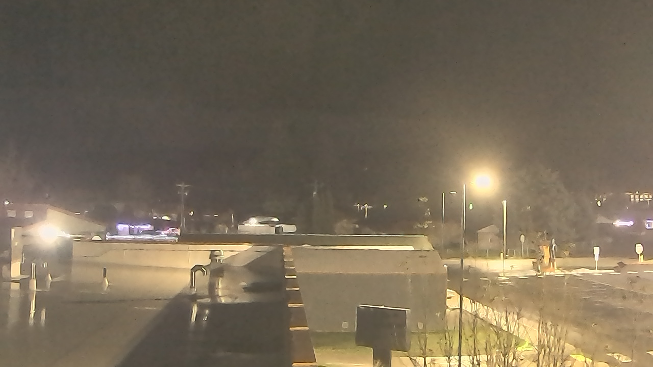 Thumbnail for current weather camera view from Bridgeport High School in Bridgeport, Washington