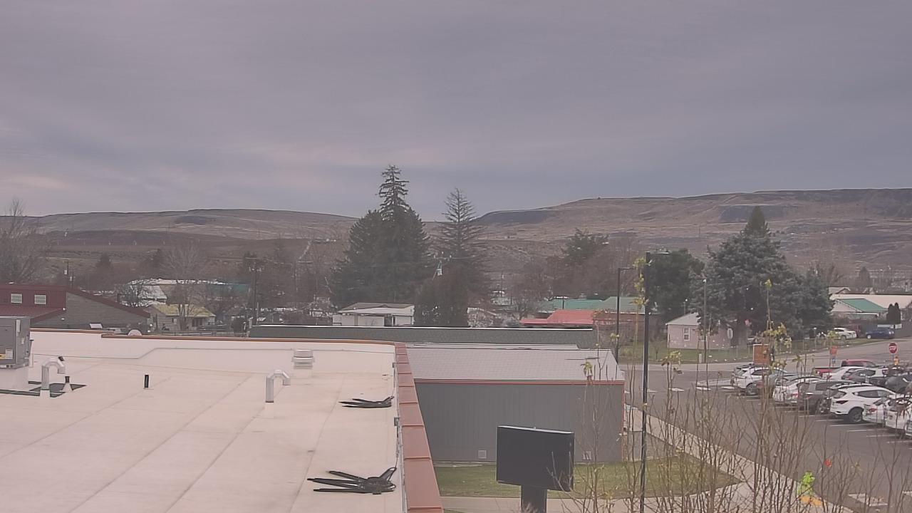 Thumbnail for current weather camera view from Bridgeport High School in Bridgeport, Washington