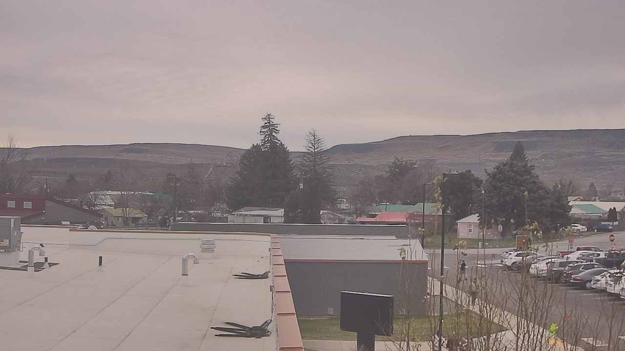 Thumbnail for current weather camera view from Bridgeport High School in Bridgeport, Washington