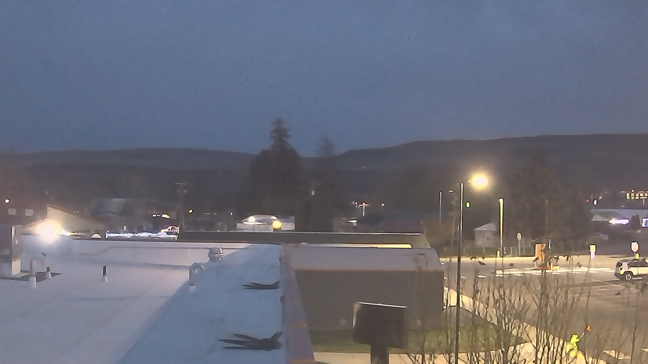 Thumbnail for current weather camera view from Bridgeport High School in Bridgeport, Washington