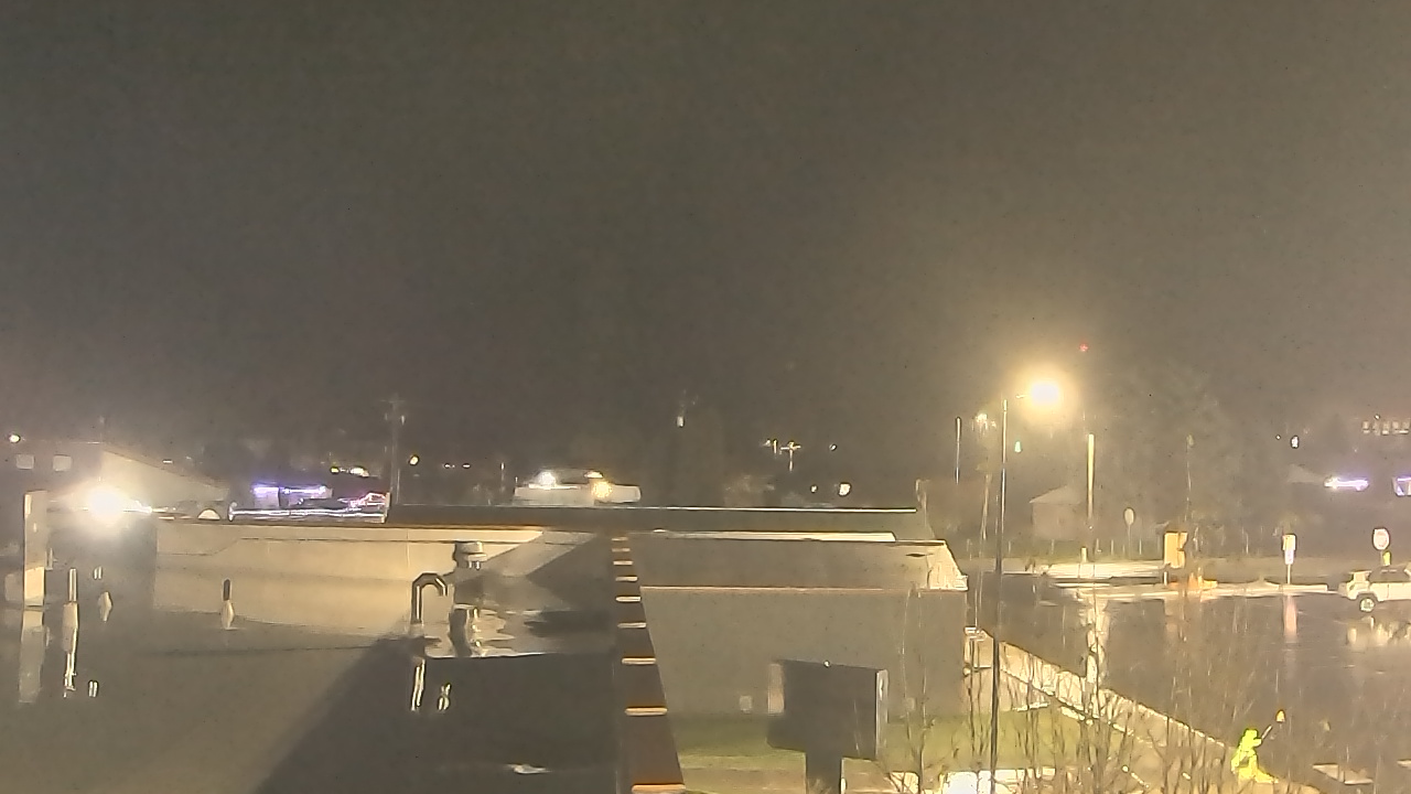 Thumbnail for current weather camera view from Bridgeport High School in Bridgeport, Washington