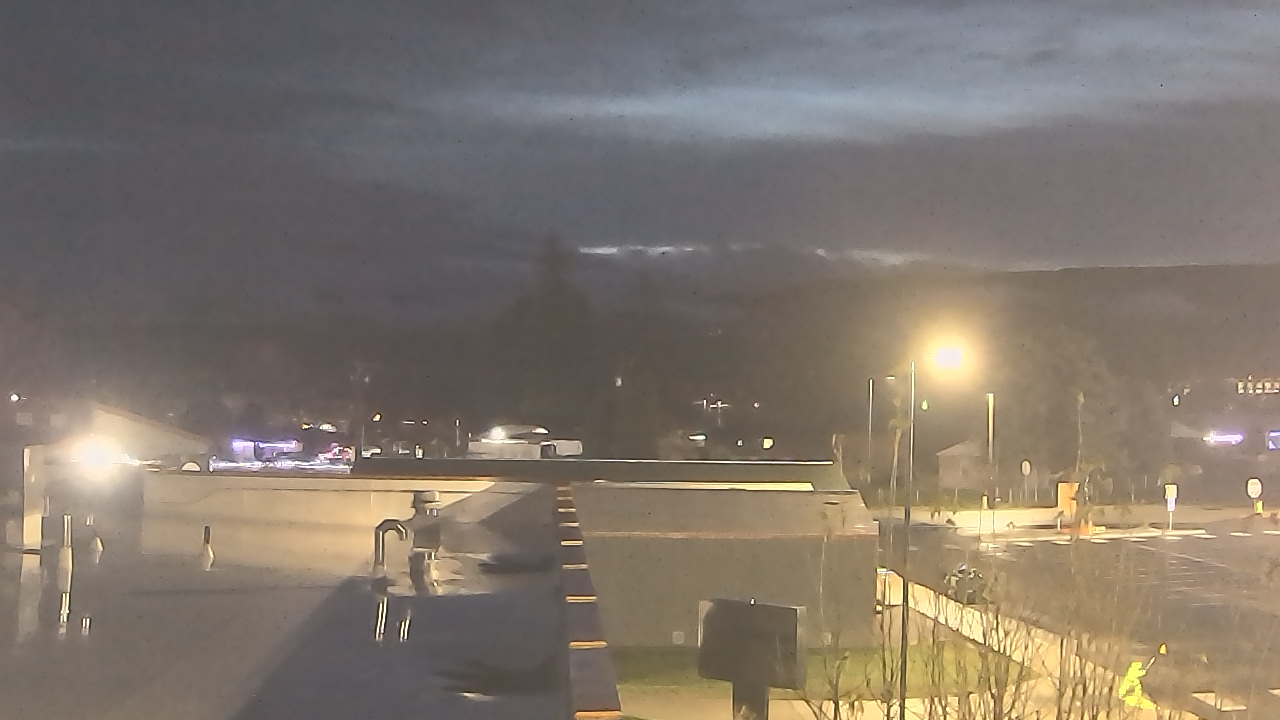 Thumbnail for current weather camera view from Bridgeport High School in Bridgeport, Washington