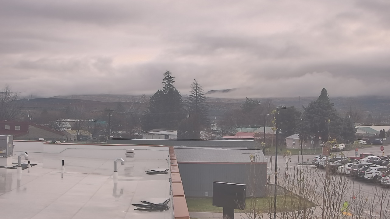 Thumbnail for current weather camera view from Bridgeport High School in Bridgeport, Washington