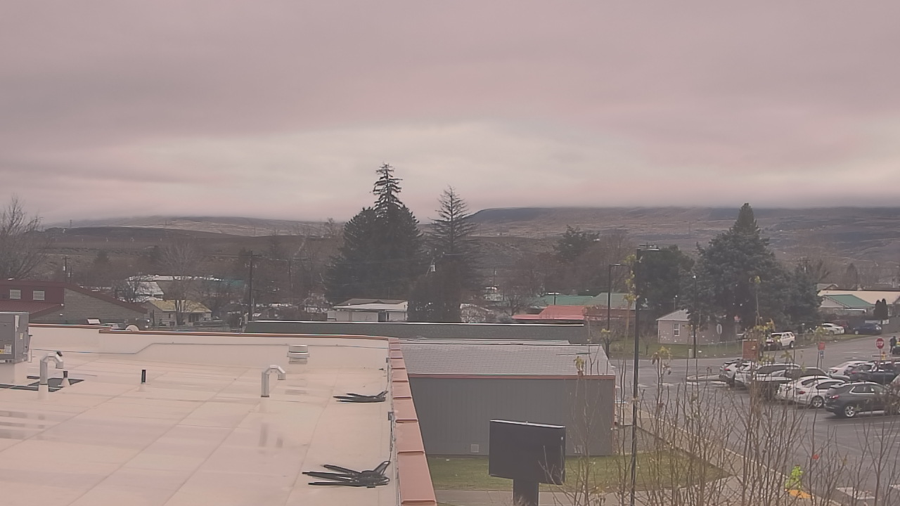 Thumbnail for current weather camera view from Bridgeport High School in Bridgeport, Washington