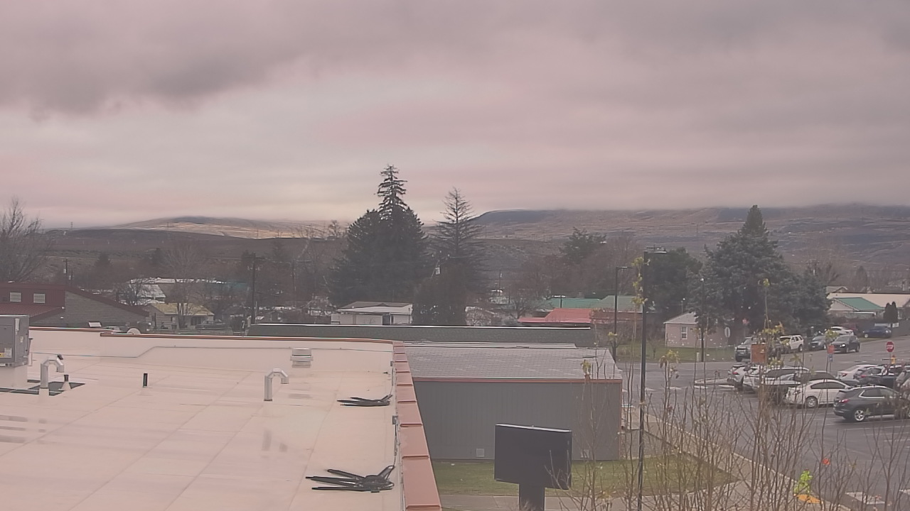 Thumbnail for current weather camera view from Bridgeport High School in Bridgeport, Washington