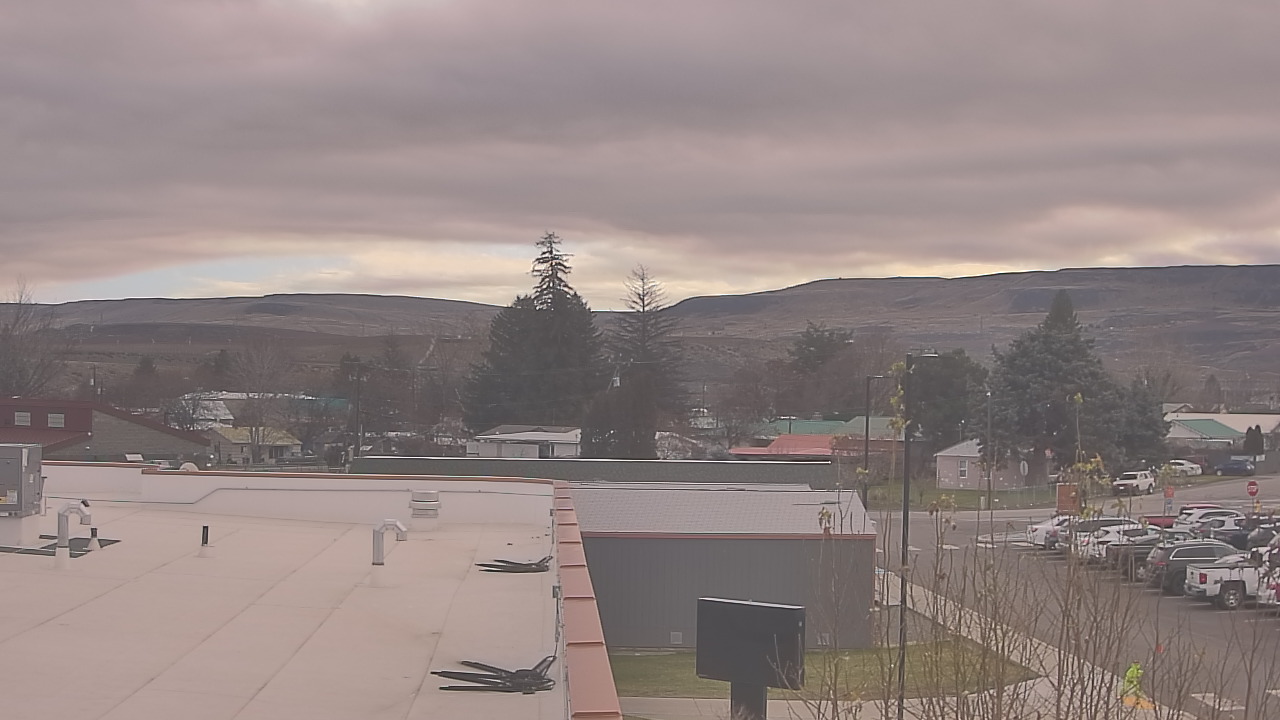 Thumbnail for current weather camera view from Bridgeport High School in Bridgeport, Washington