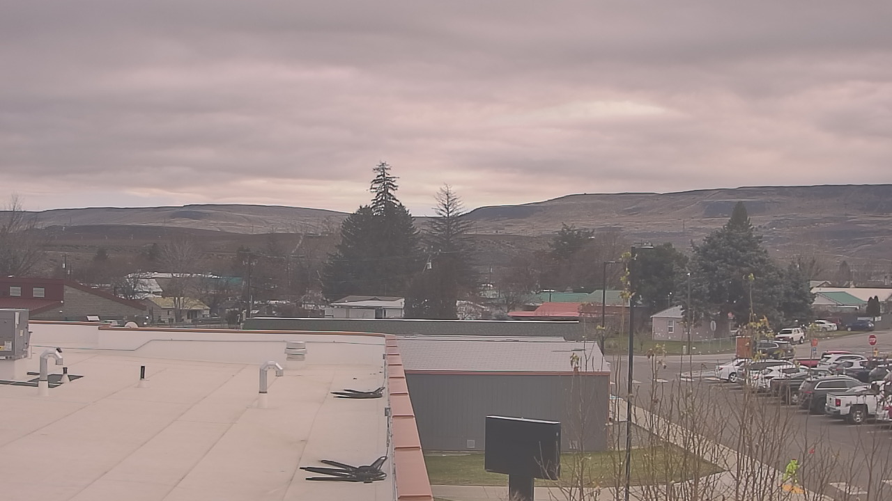 Thumbnail for current weather camera view from Bridgeport High School in Bridgeport, Washington