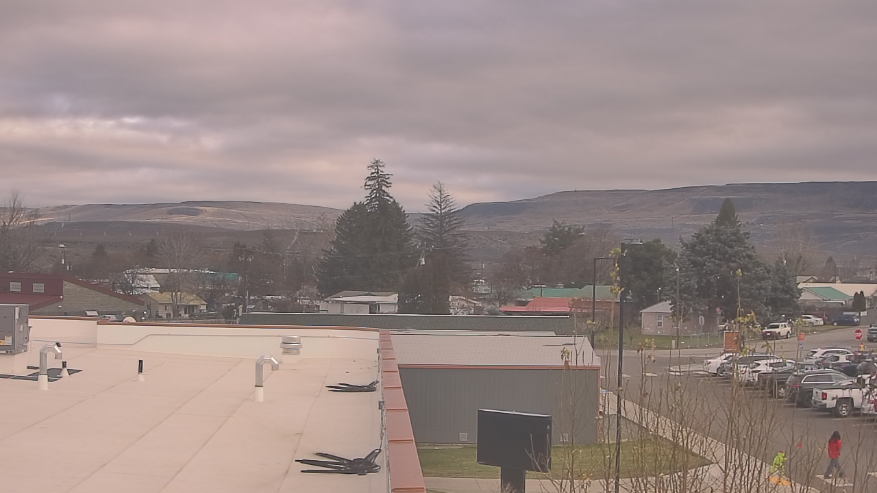 Thumbnail for current weather camera view from Bridgeport High School in Bridgeport, Washington