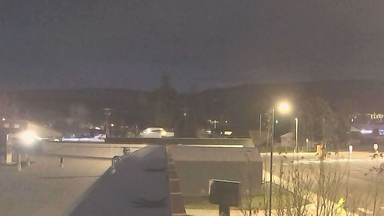 Thumbnail for current weather camera view from Bridgeport High School in Bridgeport, Washington