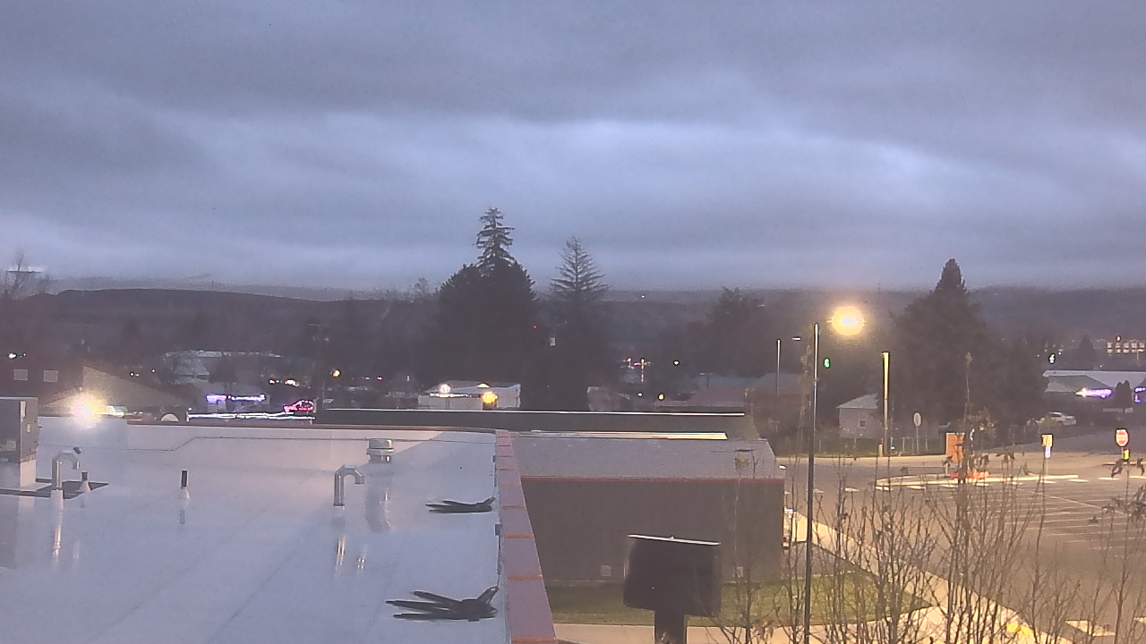 Thumbnail for current weather camera view from Bridgeport High School in Bridgeport, Washington