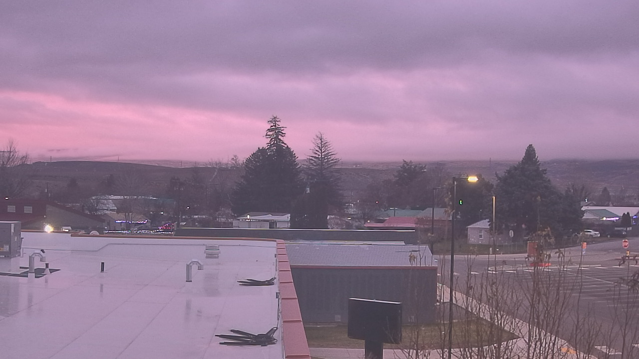 Thumbnail for current weather camera view from Bridgeport High School in Bridgeport, Washington