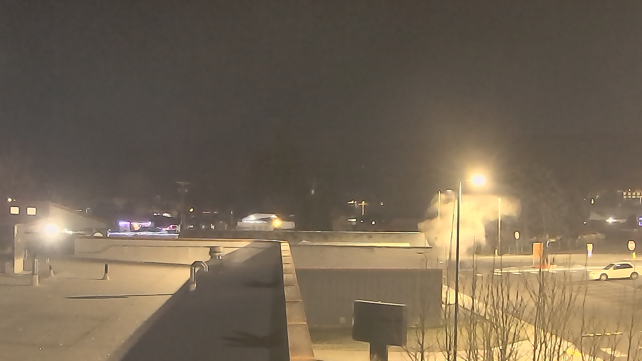 Thumbnail for current weather camera view from Bridgeport High School in Bridgeport, Washington