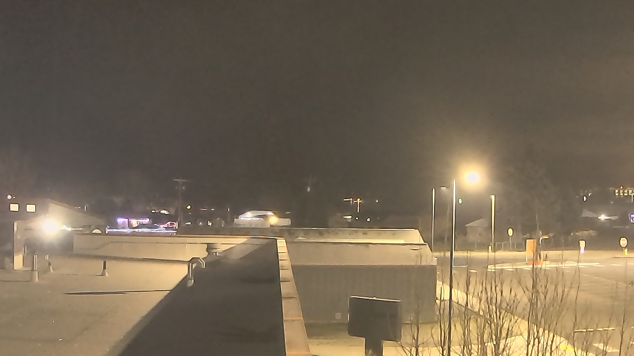 Thumbnail for current weather camera view from Bridgeport High School in Bridgeport, Washington