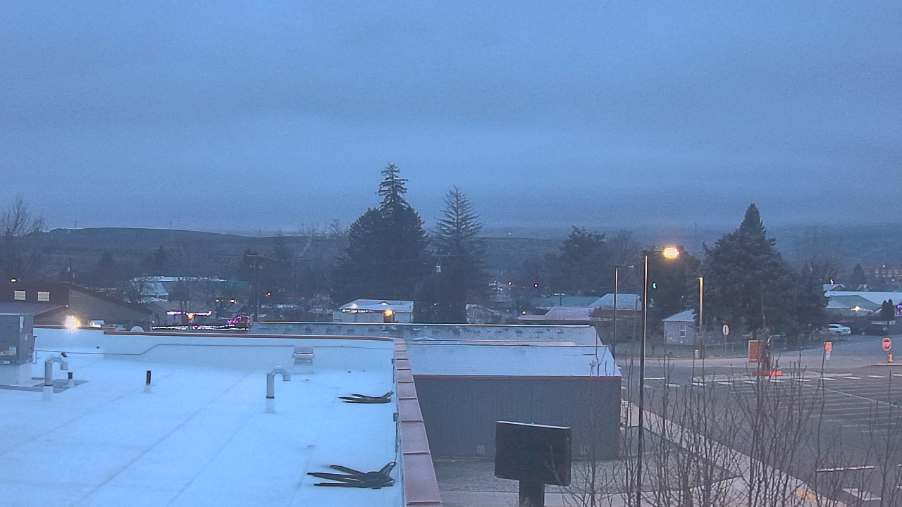 Thumbnail for current weather camera view from Bridgeport High School in Bridgeport, Washington