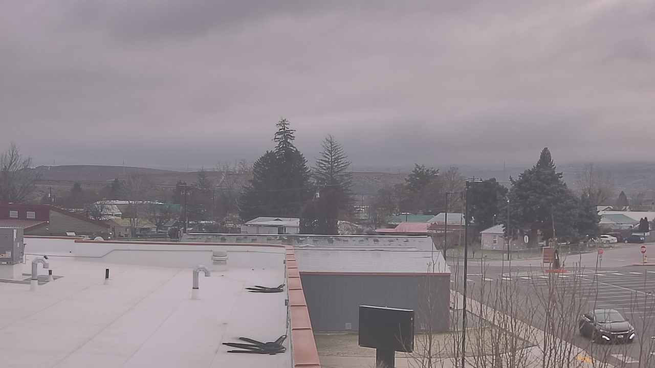Thumbnail for current weather camera view from Bridgeport High School in Bridgeport, Washington