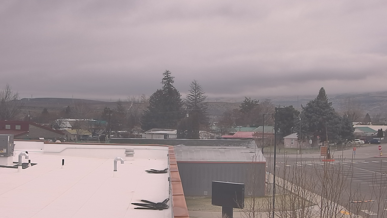 Thumbnail for current weather camera view from Bridgeport High School in Bridgeport, Washington