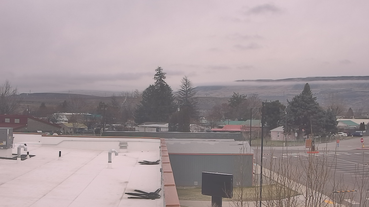 Thumbnail for current weather camera view from Bridgeport High School in Bridgeport, Washington