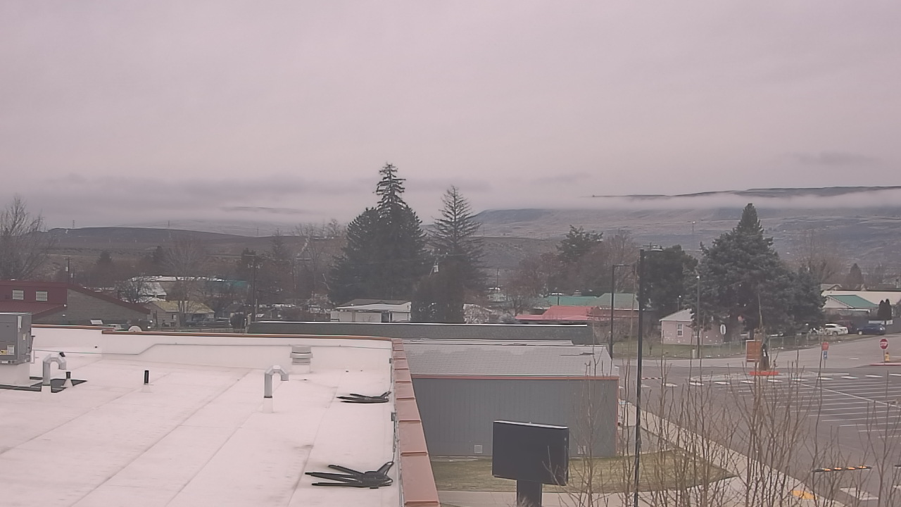 Thumbnail for current weather camera view from Bridgeport High School in Bridgeport, Washington