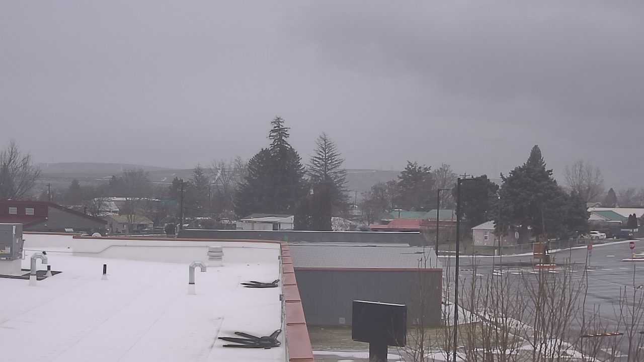 Thumbnail for current weather camera view from Bridgeport High School in Bridgeport, Washington