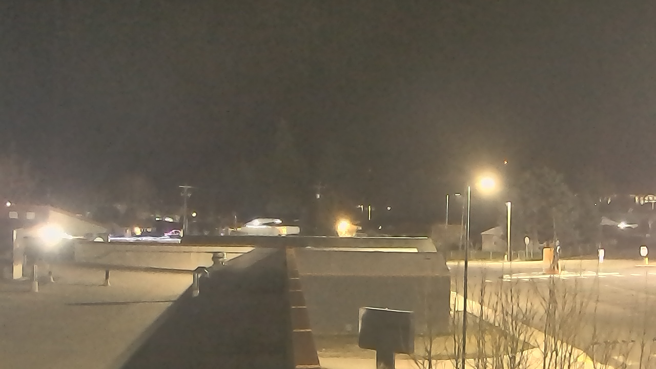 Thumbnail for current weather camera view from Bridgeport High School in Bridgeport, Washington