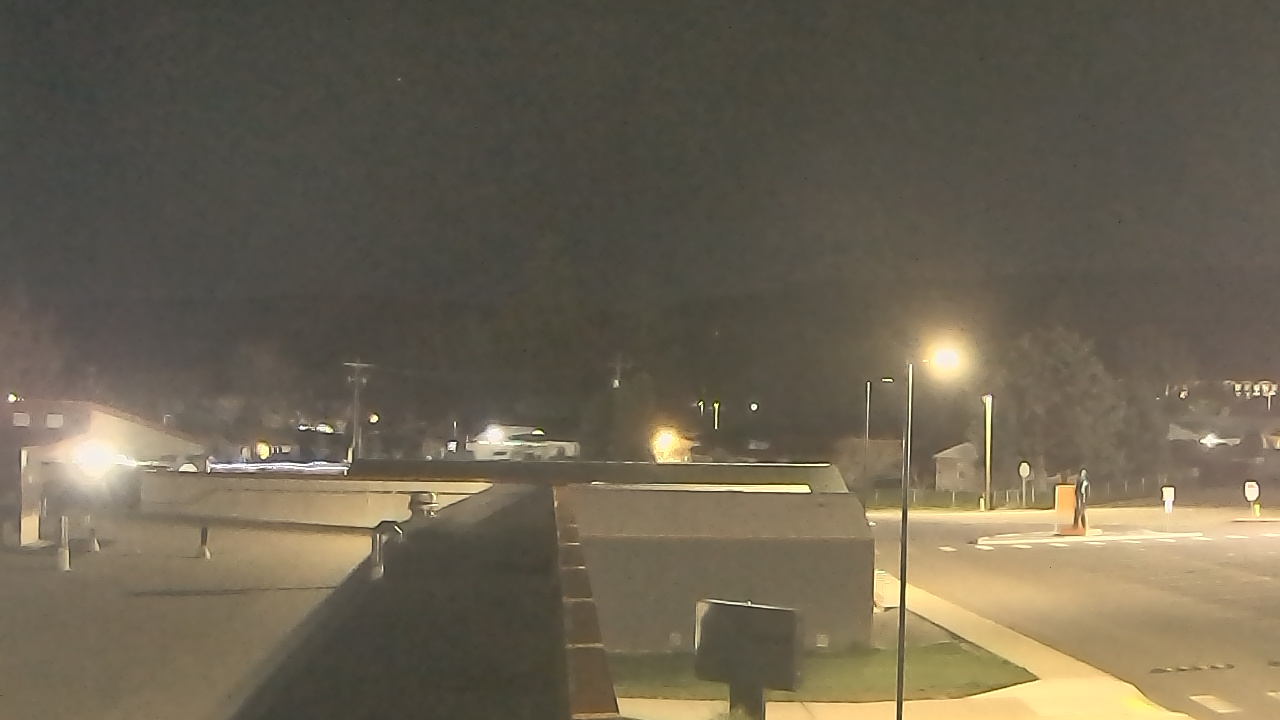 Thumbnail for current weather camera view from Bridgeport High School in Bridgeport, Washington