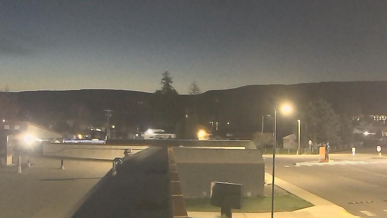 Thumbnail for current weather camera view from Bridgeport High School in Bridgeport, Washington