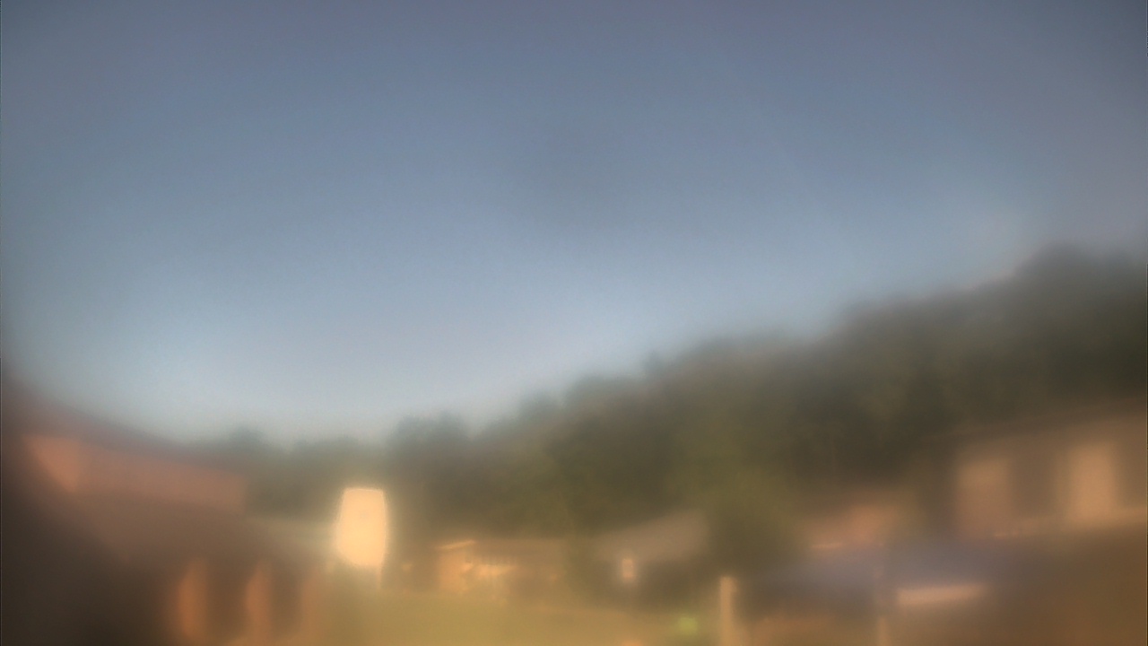 Thumbnail for current weather camera view from Highlands School in Mountain Brook, Alabama