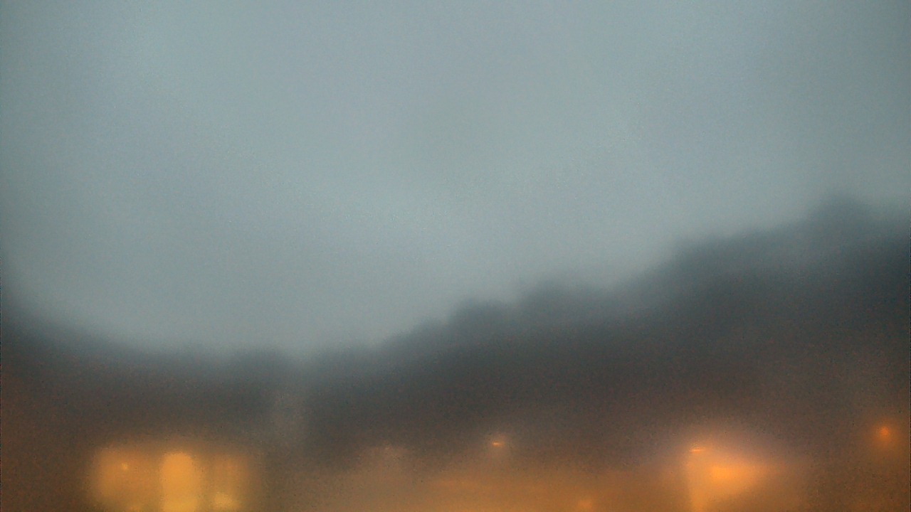 Thumbnail for current weather camera view from Highlands School in Mountain Brook, Alabama