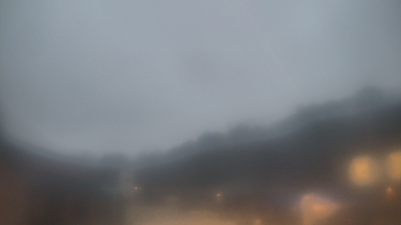 Thumbnail for current weather camera view from Highlands School in Mountain Brook, Alabama