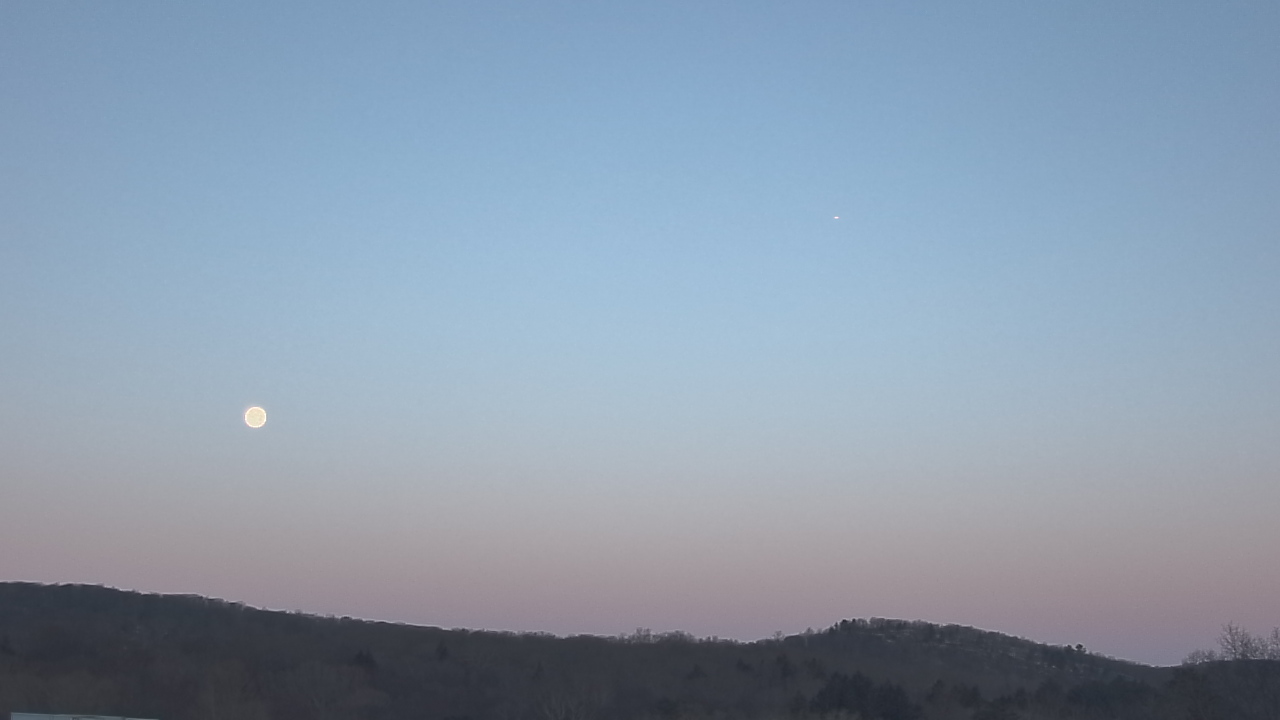 Thumbnail for current weather camera view from Brewster HS in Brewster, New York