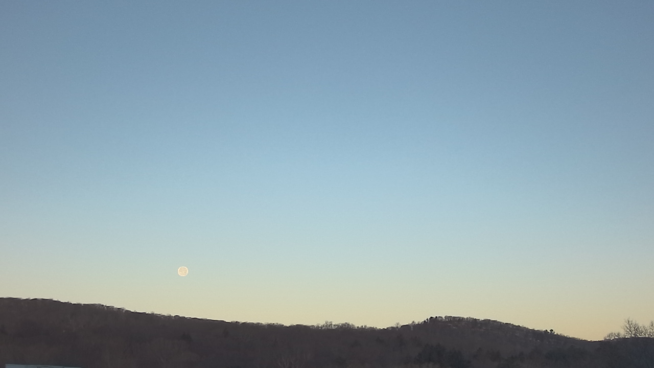 Thumbnail for current weather camera view from Brewster HS in Brewster, New York