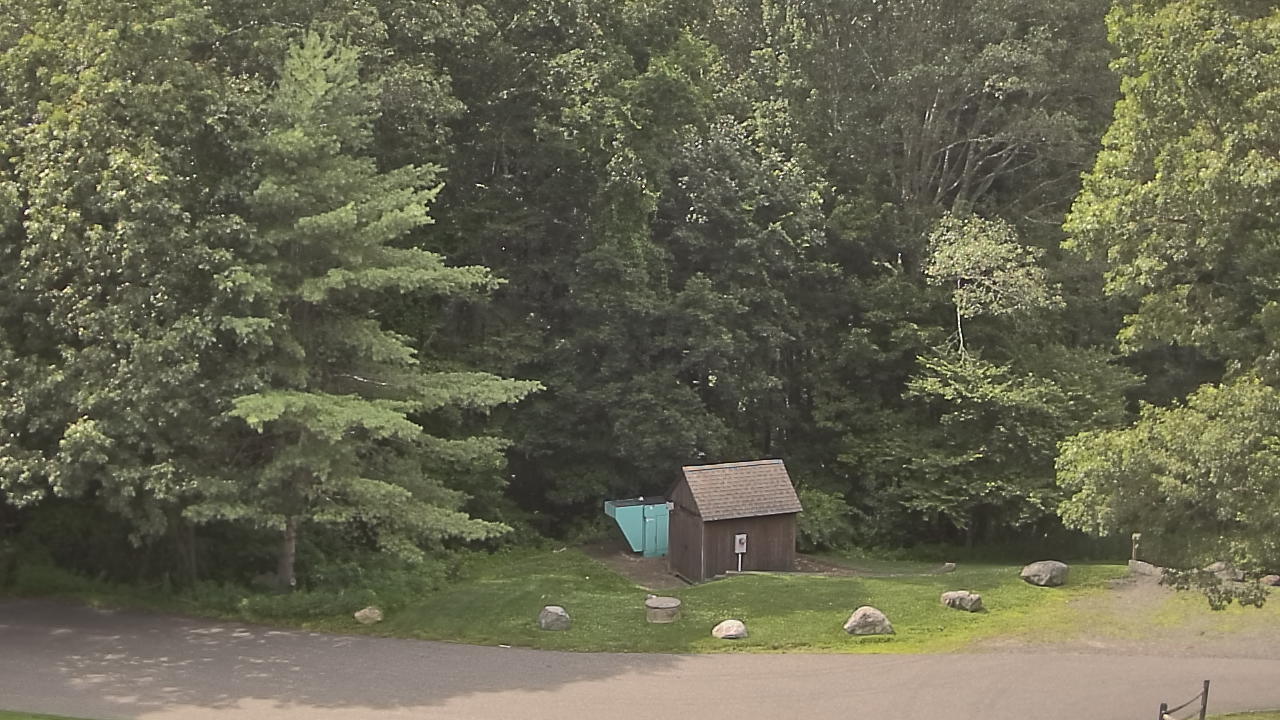 Thumbnail for current weather camera view from John Dorr Nature Lab-Horace Mann School in Washington, Connecticut