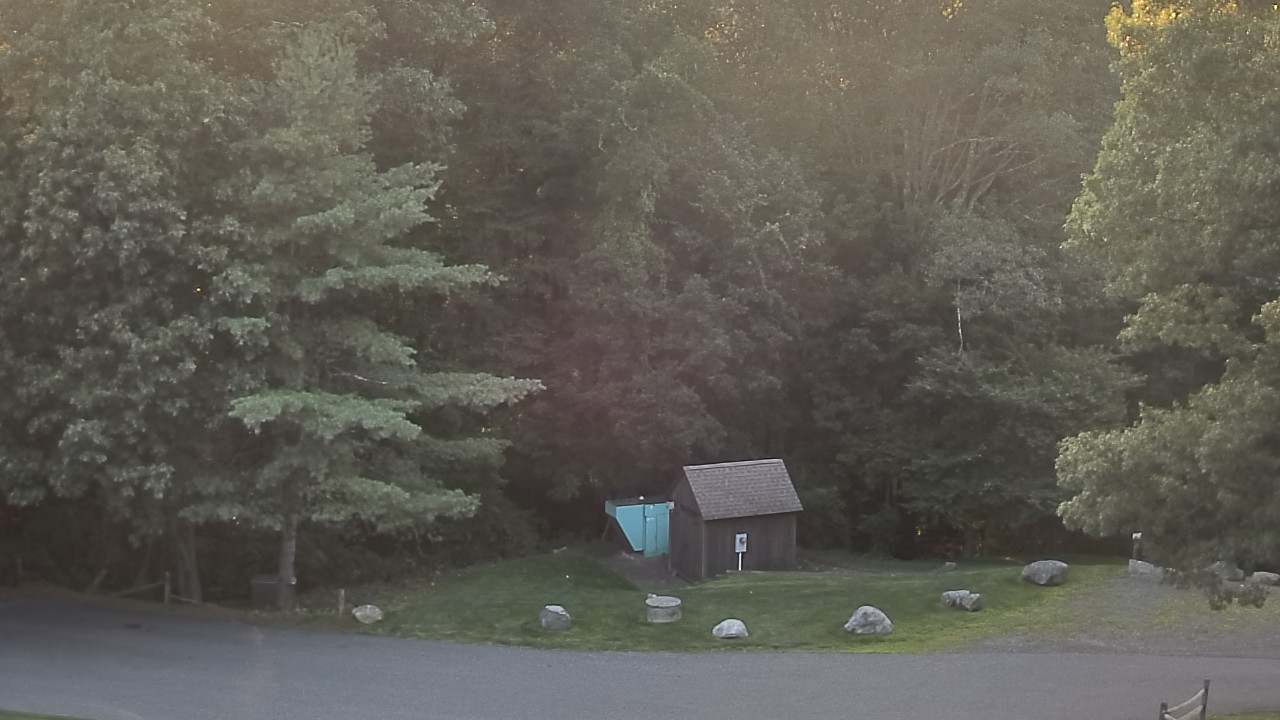 Thumbnail for current weather camera view from John Dorr Nature Lab-Horace Mann School in Washington, Connecticut