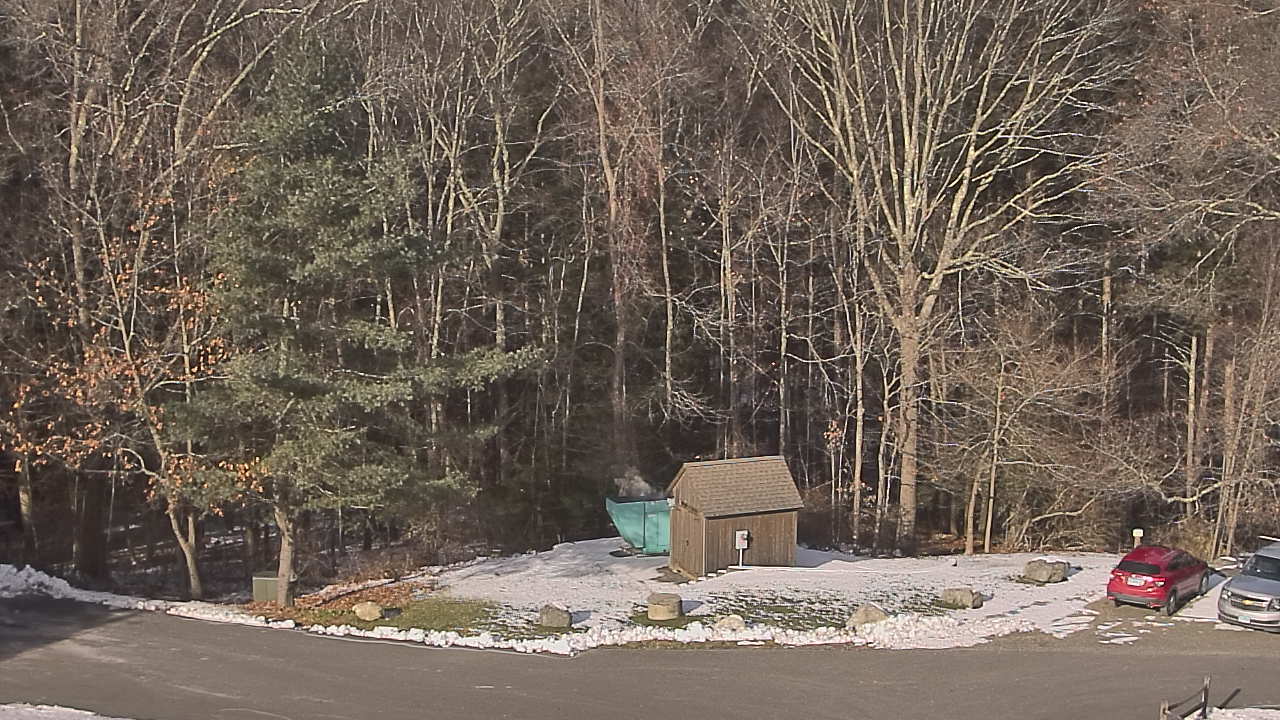 Thumbnail for current weather camera view from John Dorr Nature Lab-Horace Mann School in Washington, Connecticut
