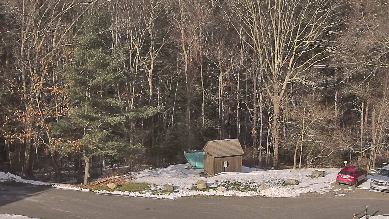 Thumbnail for current weather camera view from John Dorr Nature Lab-Horace Mann School in Washington, Connecticut
