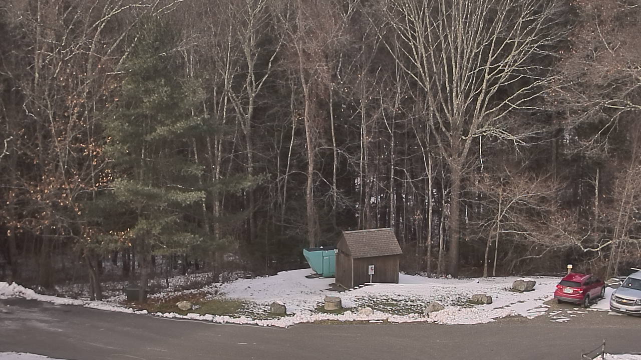 Thumbnail for current weather camera view from John Dorr Nature Lab-Horace Mann School in Washington, Connecticut
