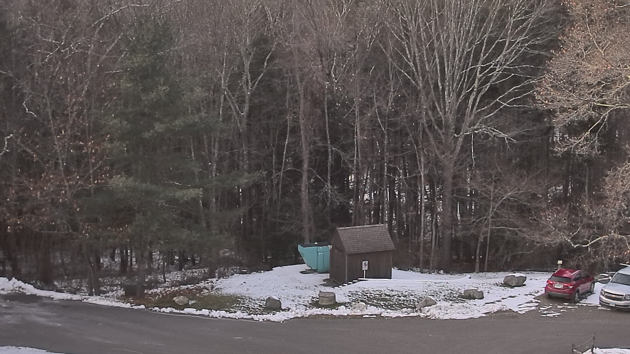 Thumbnail for current weather camera view from John Dorr Nature Lab-Horace Mann School in Washington, Connecticut