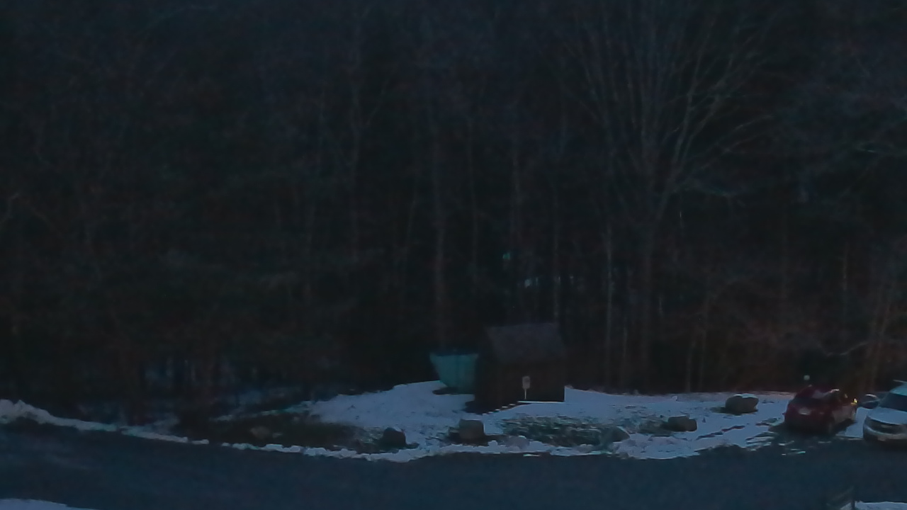 Thumbnail for current weather camera view from John Dorr Nature Lab-Horace Mann School in Washington, Connecticut