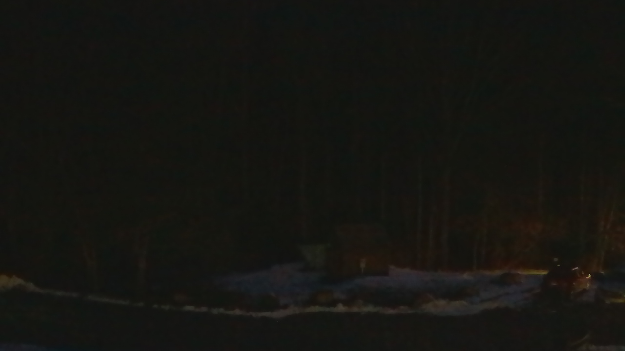 Thumbnail for current weather camera view from John Dorr Nature Lab-Horace Mann School in Washington, Connecticut