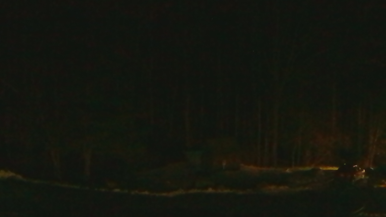 Thumbnail for current weather camera view from John Dorr Nature Lab-Horace Mann School in Washington, Connecticut