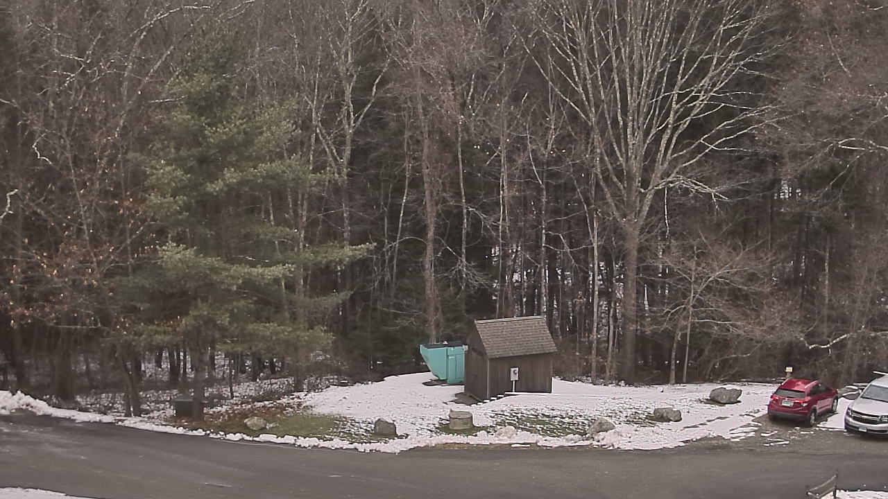 Thumbnail for current weather camera view from John Dorr Nature Lab-Horace Mann School in Washington, Connecticut