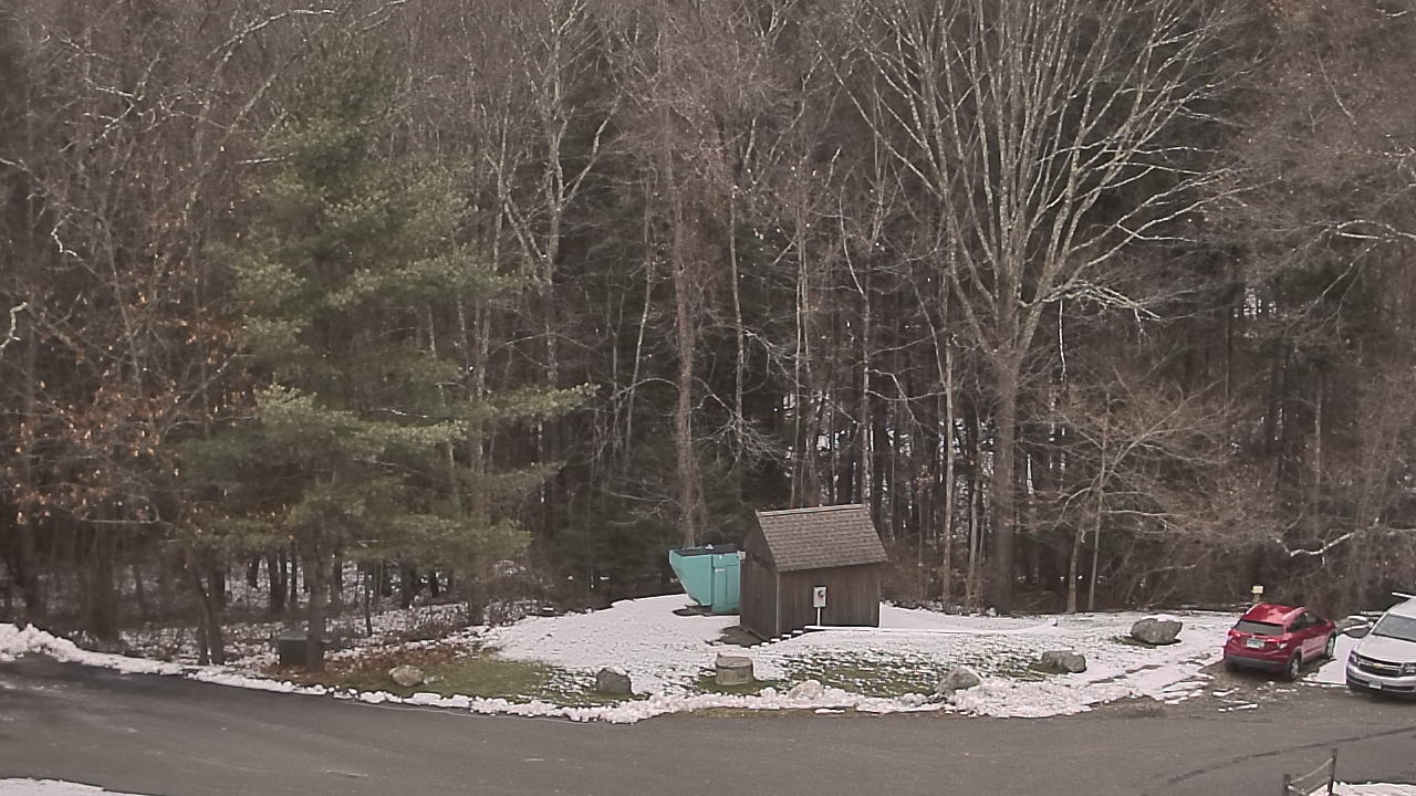Thumbnail for current weather camera view from John Dorr Nature Lab-Horace Mann School in Washington, Connecticut